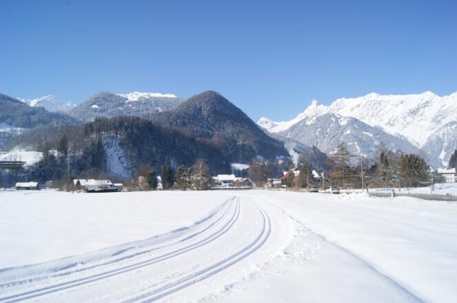 Mühlbachrunde mit Blick Richtung Krista Kopf und Vandanser Steinwand