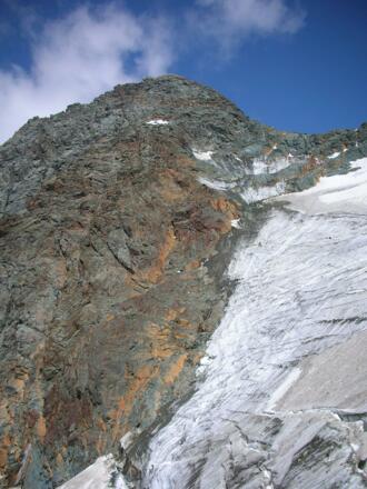 steiler Eishang aufs Ködnitzkees