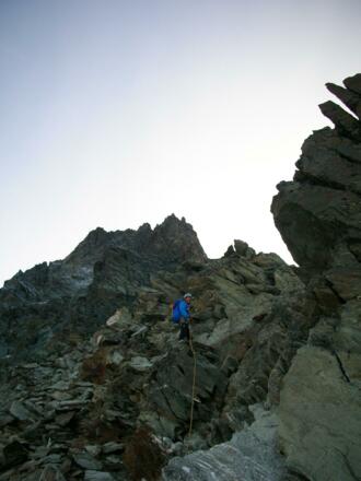 Anstieg zu Grat über Blockgelände