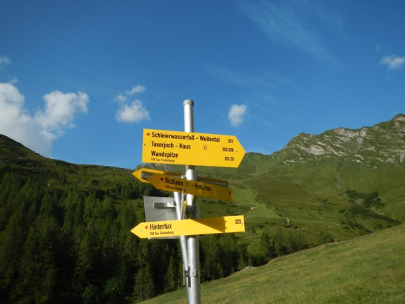 Wegweiser Schleierwasserfall Hintertux