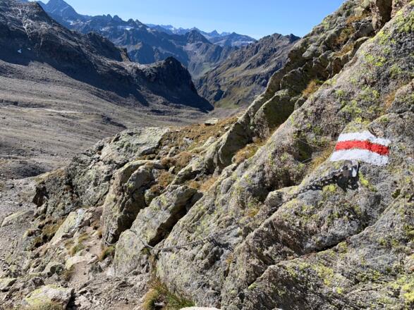 Gesicherter Abstieg vom Plattenjoch