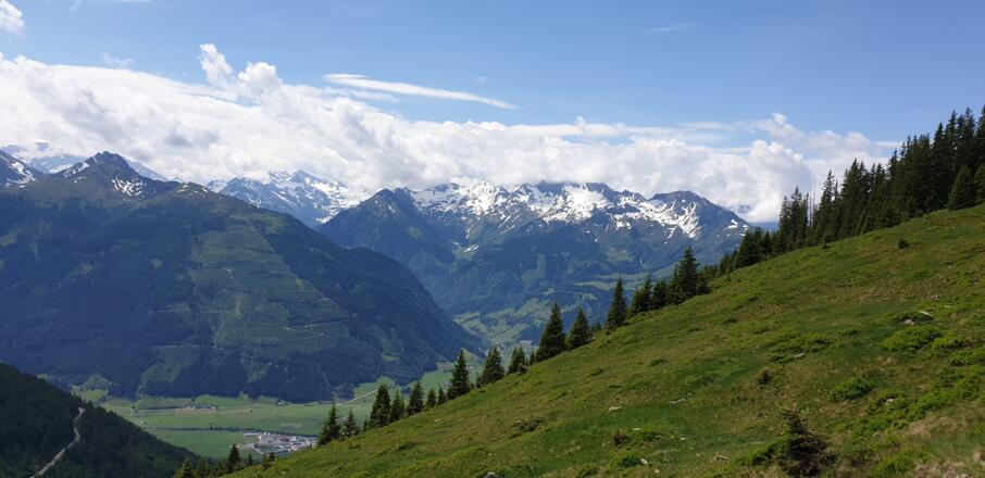 Ausblick von der Hochsonnbergalm Uttendorf