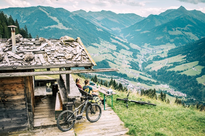 Alpbachtal_Bischoferjoch Alpbach_Bikerrast