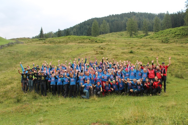 Teilnehmer, Guides und Bergretter