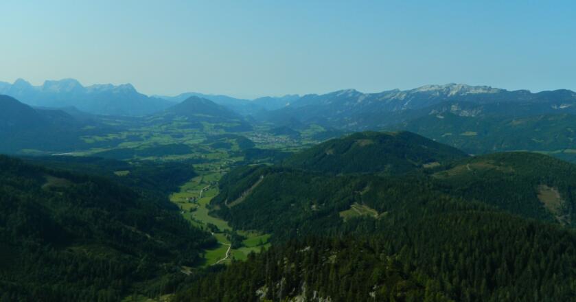 Blick über den Fraitgraben zum Toten Gebirge und Sengsengebirge
