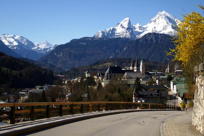 Blick auf Berchtesgaden und Watzmann