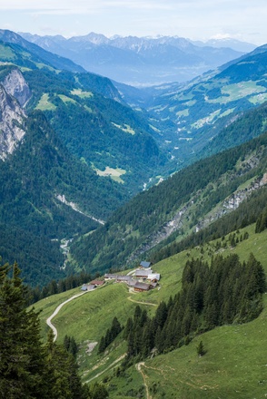Weitblick ins Große Walsertal und den Walgau
