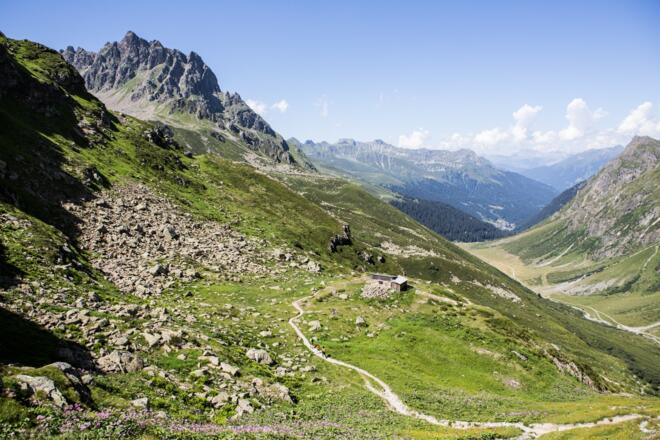 Valzifenztal mit Zollhütte