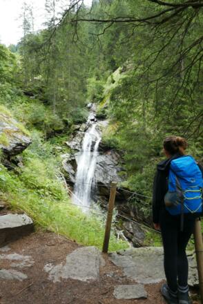 15 Wildromantischer Abstieg im Fenggatobel