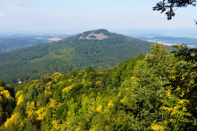 Kleiner Gleichberg mit Steinsburg