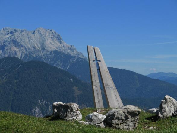 Wegkreuz zwischen Gerstberg und Wallerberg