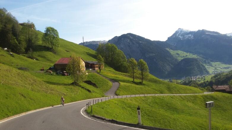 Kräfteraubende Strecke von Au nach Damüls mit teilweise 16% Steigung.