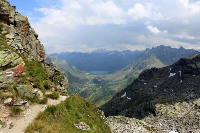 Blick vom Hochmadererjoch auf den Silvretta Stausee