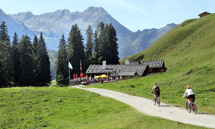Mit dem E-Bike zum Dießbachstausee