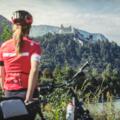 Tauernradweg Blick auf die Burg Hohenwerfen