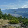 Gipfelkreuz des Hechenberg Ostgipfel mit Blick zu den Tuxer Alpen